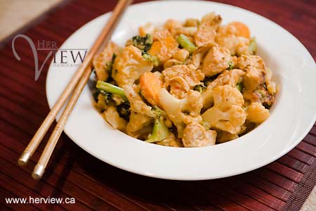 red curry vegetables with chicken